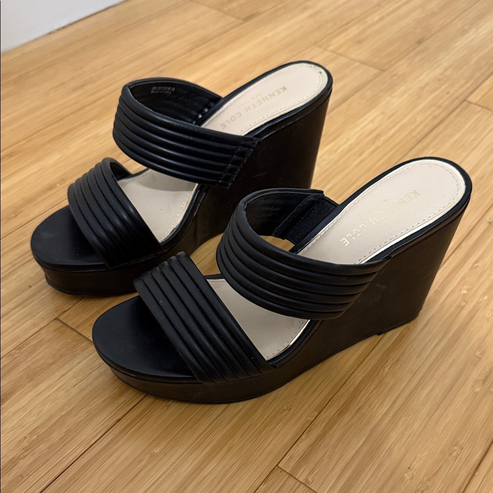 Kenneth Cole Black Wedge Sandals
